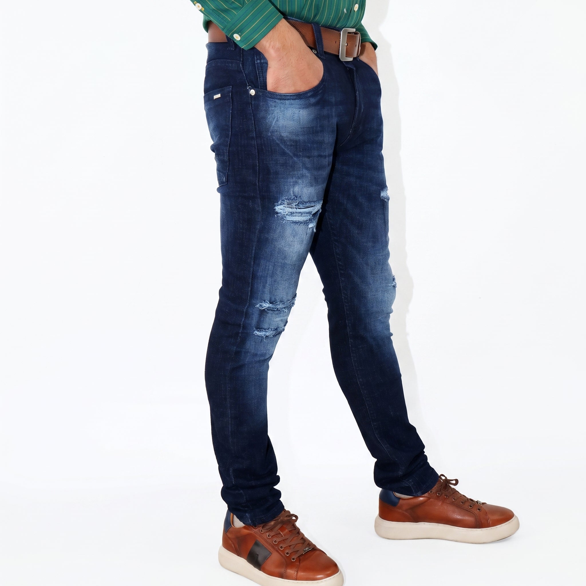 JEAN PREMIUM AMIRI AZUL OSCURO CON RASGADOS