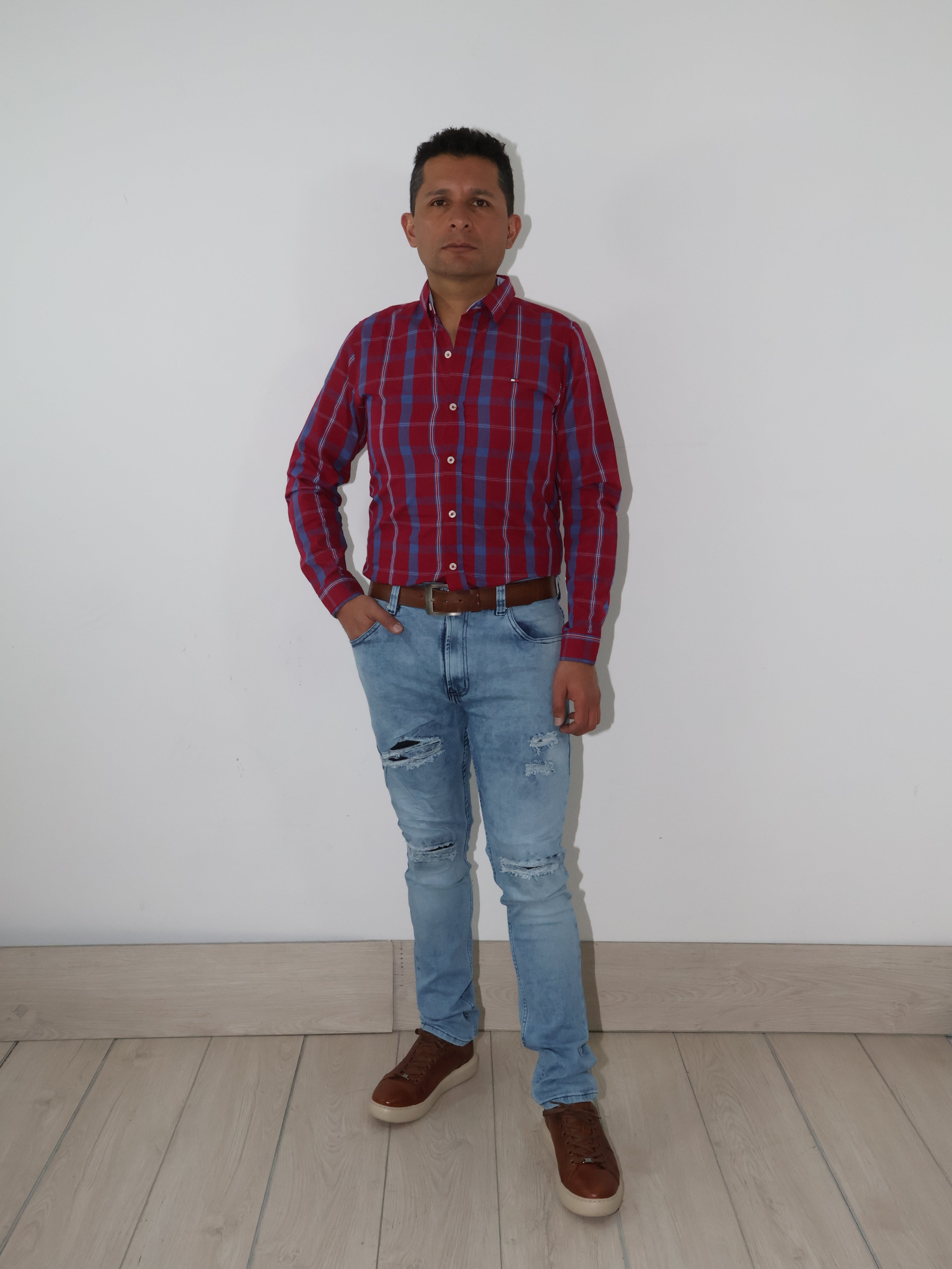 JEAN PREMIUM AMIRI CLARO COMN RASGADOS - SKU 20260018-H
